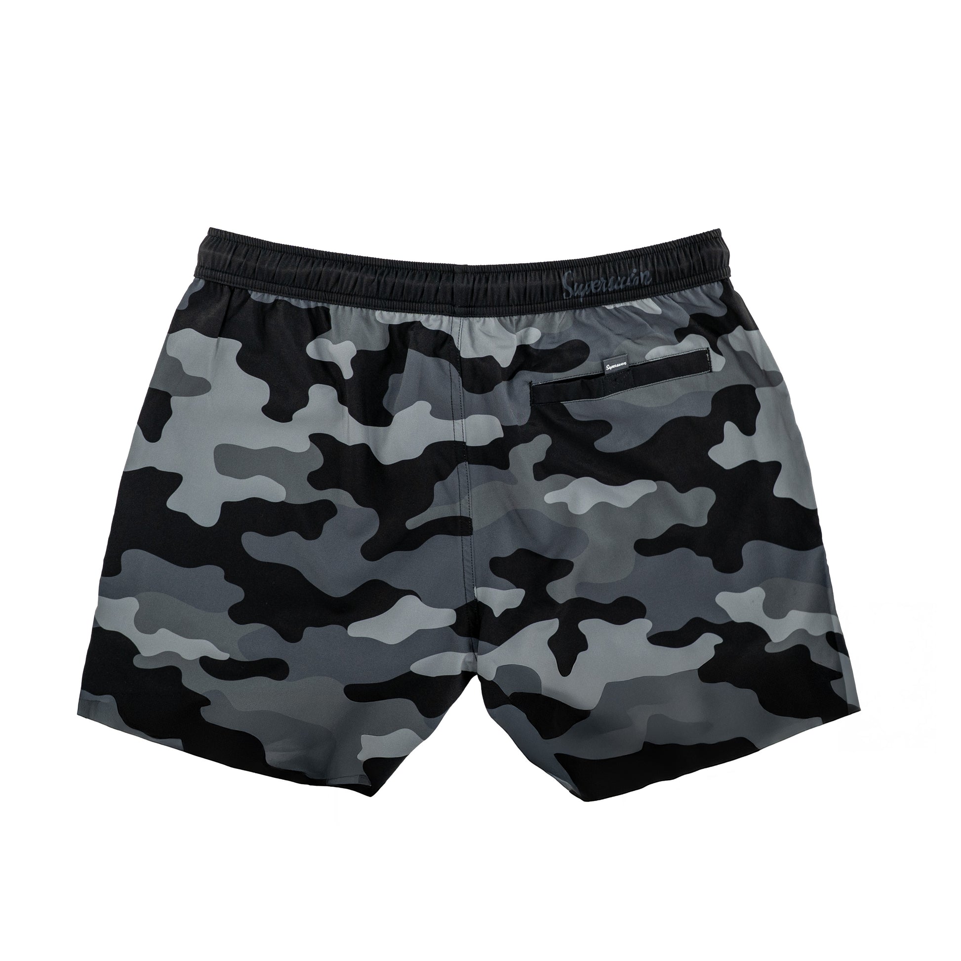 Pánské plavky SUPERSWIM BLACK CAMO – lifestyle fotografie