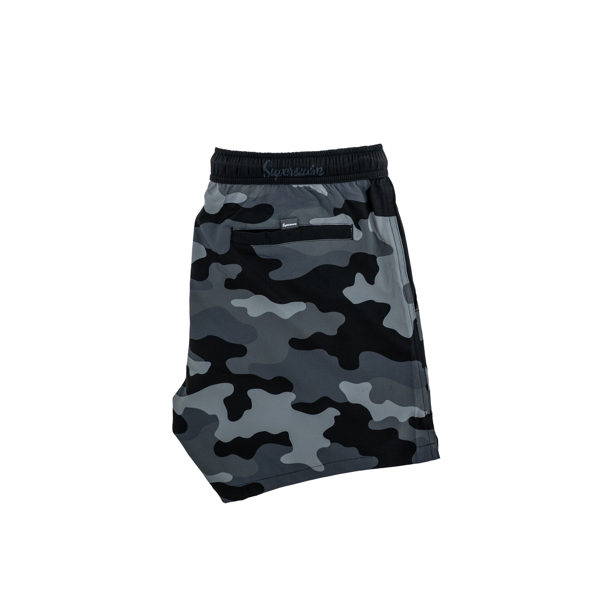 Pánské plavky SUPERSWIM BLACK CAMO – lifestyle fotografie